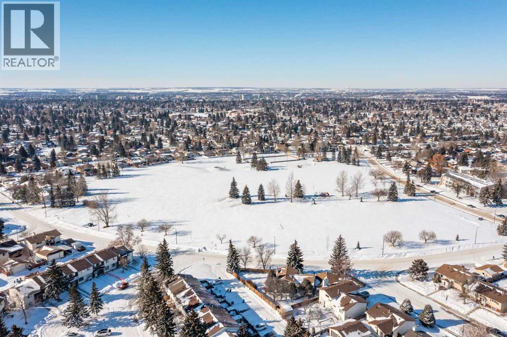 18 Mclevin Crescent, Red Deer, Alberta  T4R 1S9 - Photo 38 - A2288141