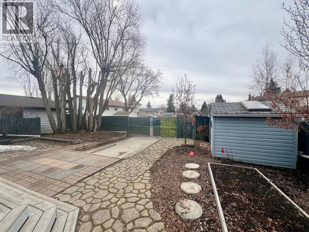 18 Mclevin Crescent, Red Deer, Alberta  T4R 1S9 - Photo 35 - A2288141