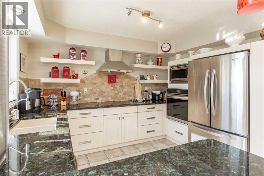 18 Mclevin Crescent, Red Deer, Alberta  T4R 1S9 - Photo 7 - A2288141