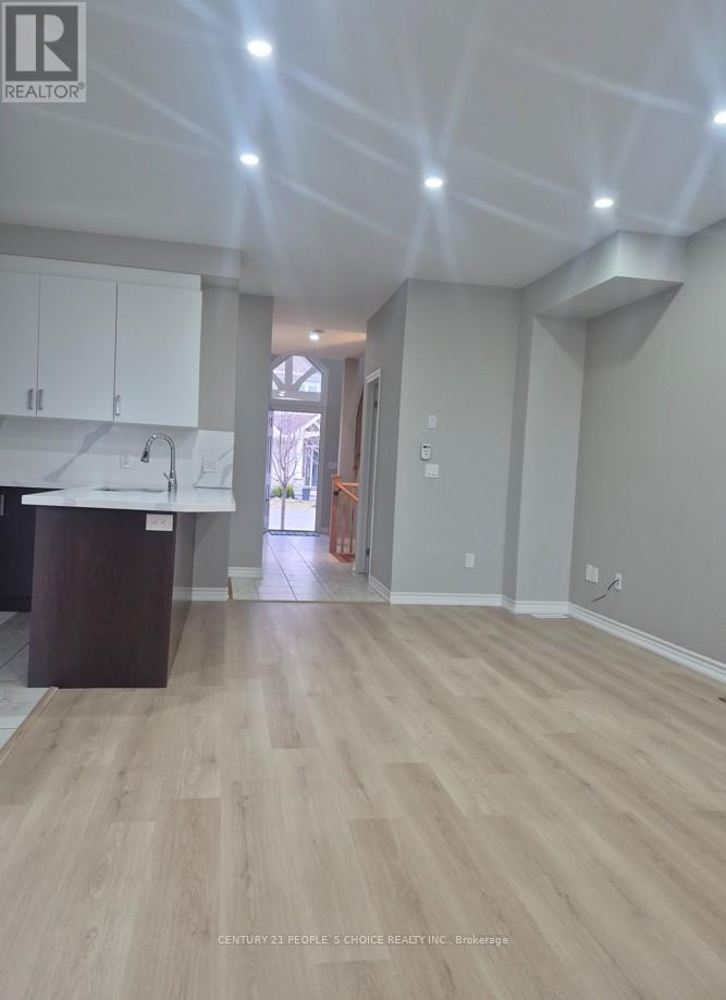 5 Gregory Avenue, Collingwood, Ontario  L9Y 0Z5 - Photo 9 - S12900818