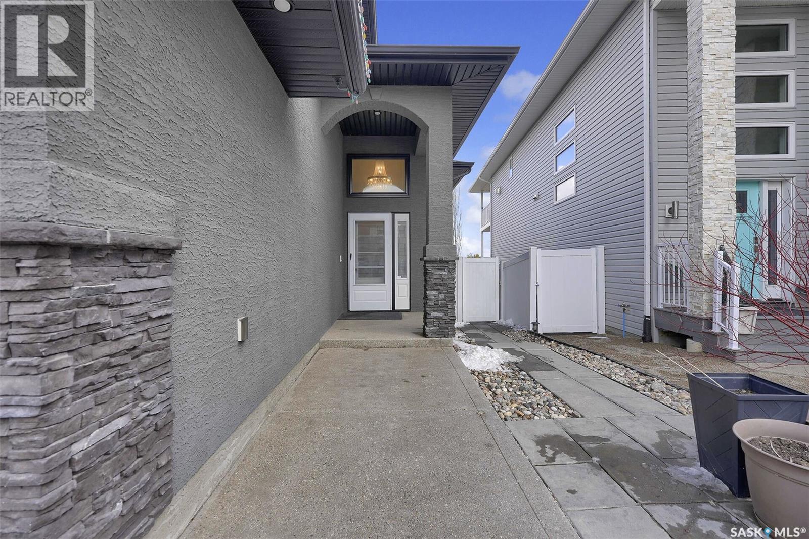 4337 Albulet Drive, Regina, Saskatchewan  S4W 0L7 - Photo 4 - SK032597