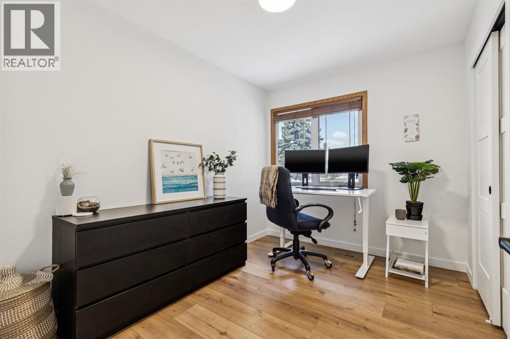 931 Parkwood Drive SE, Calgary, Alberta  T2J 3W9 - Photo 22 - A2299763