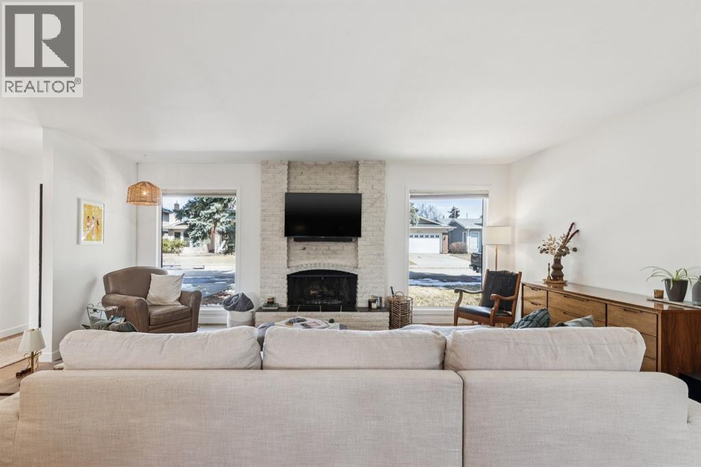 931 Parkwood Drive SE, Calgary, Alberta  T2J 3W9 - Photo 6 - A2299763