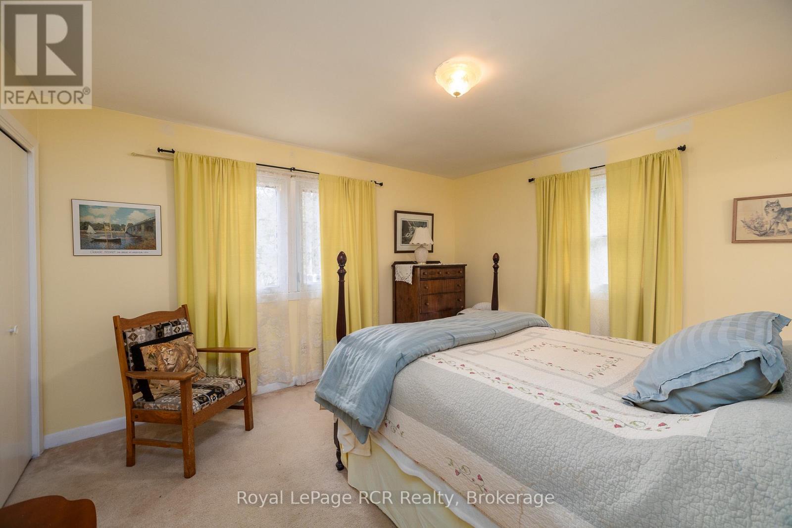 406 Balmy Beach Road, Georgian Bluffs, Ontario  N4K 5N4 - Photo 22 - X12981798