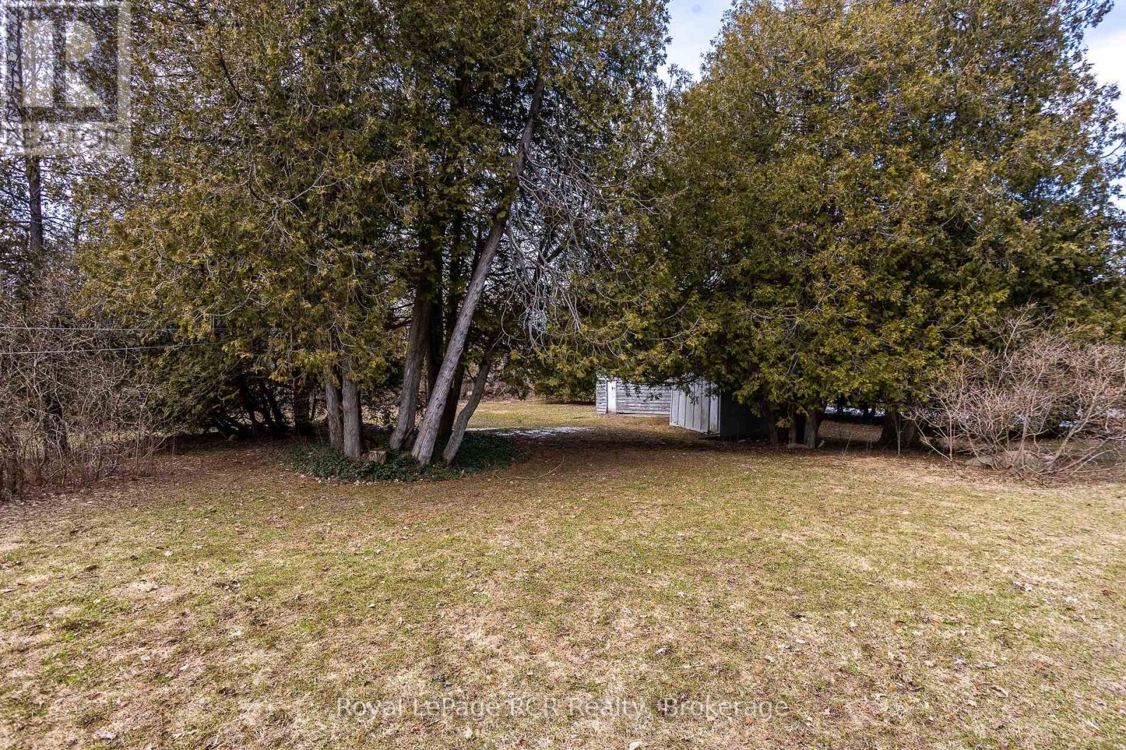 406 Balmy Beach Road, Georgian Bluffs, Ontario  N4K 5N4 - Photo 40 - X12981798