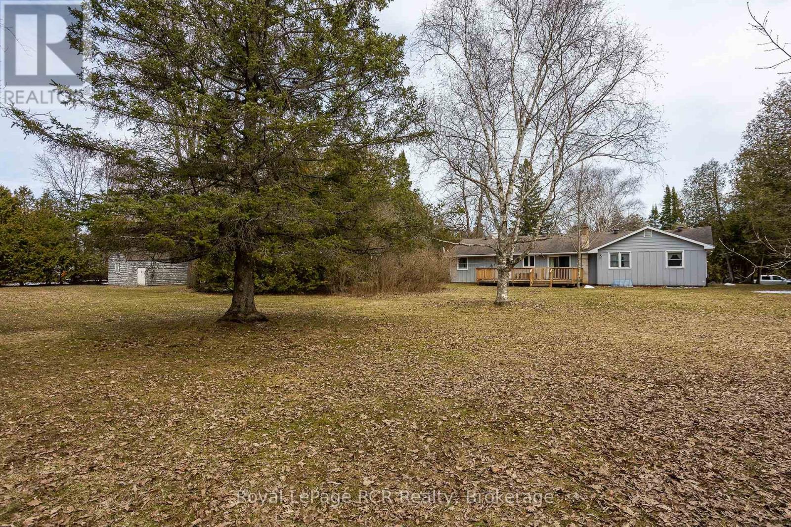 406 Balmy Beach Road, Georgian Bluffs, Ontario  N4K 5N4 - Photo 35 - X12981798