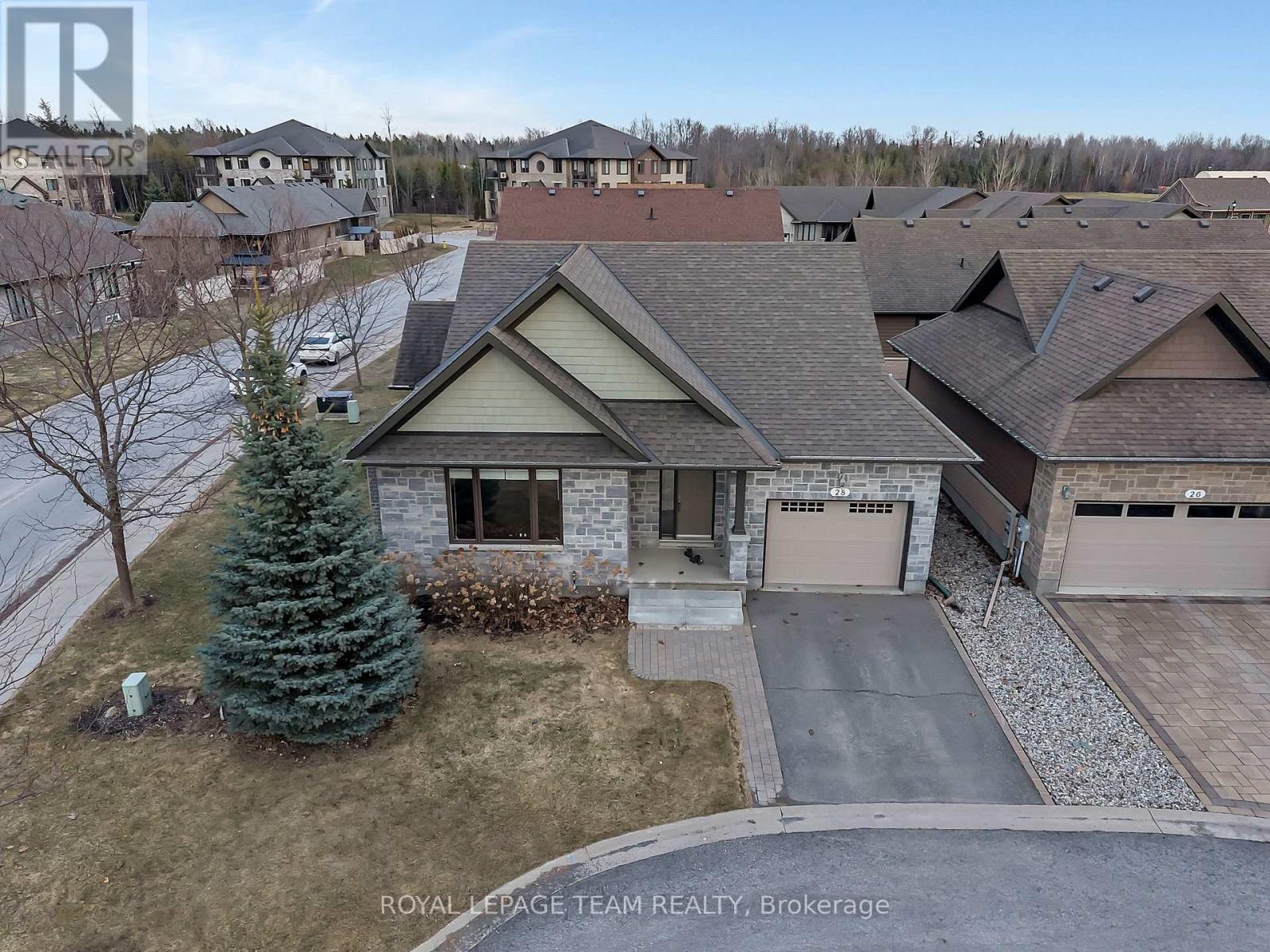 28 Magnolia Way, North Grenville, Ontario  K0G 1J0 - Photo 2 - X12985880