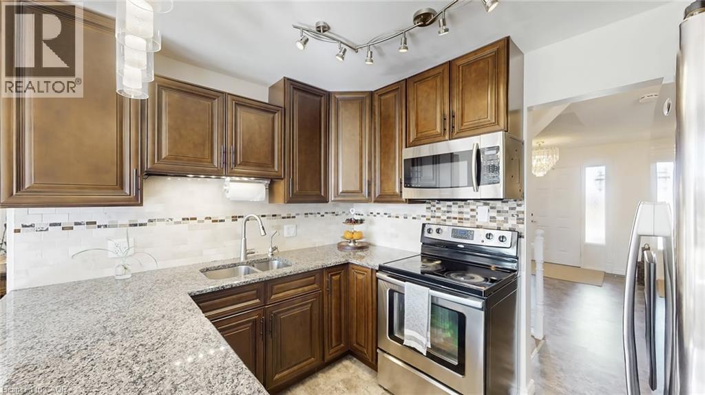 330 Guelph Avenue, Cambridge, Ontario  N3C 2V3 - Photo 17 - 40819875