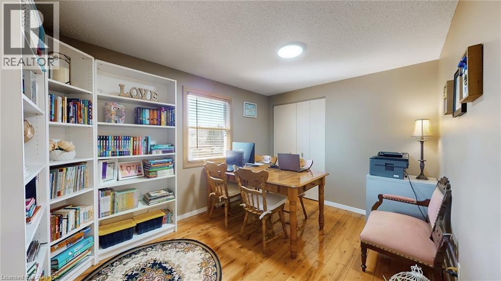 330 Guelph Avenue, Cambridge, Ontario  N3C 2V3 - Photo 33 - 40819875