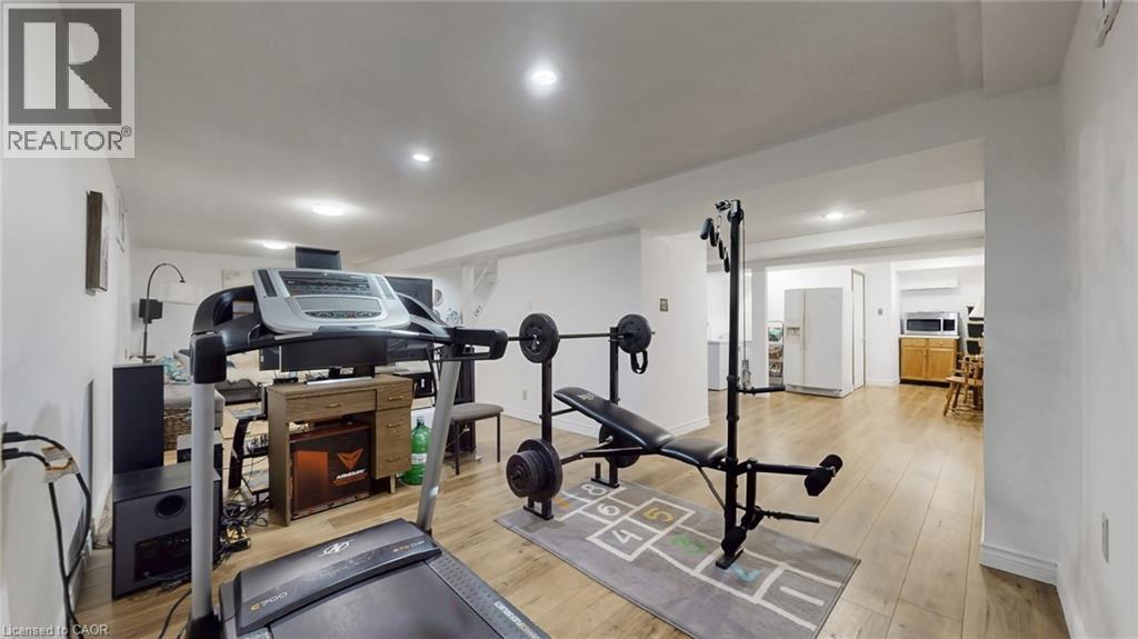 330 Guelph Avenue, Cambridge, Ontario  N3C 2V3 - Photo 41 - 40819875