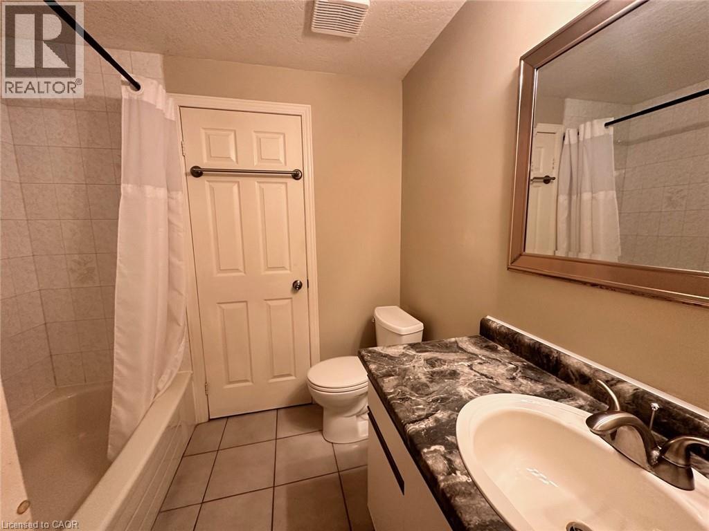 9 Macville Avenue Unit# B, Kitchener, Ontario  N2K 1T2 - Photo 7 - 40819453