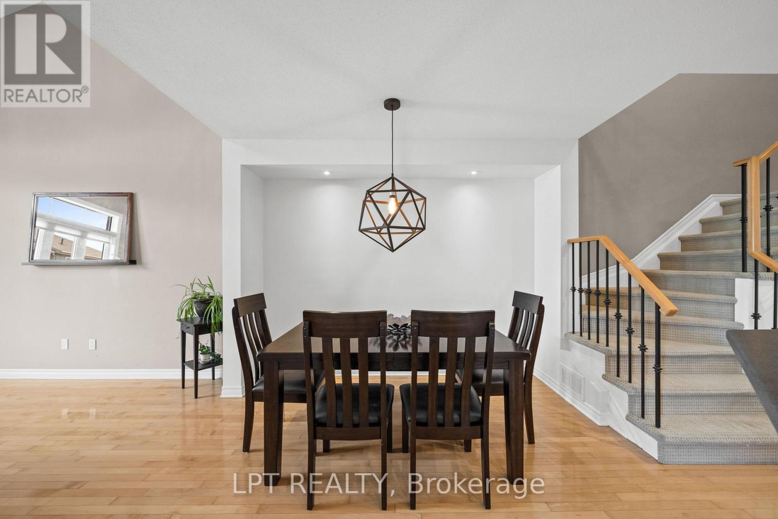 485 Grey Seal Circle, Ottawa, Ontario  K1V 2H7 - Photo 13 - X12987644