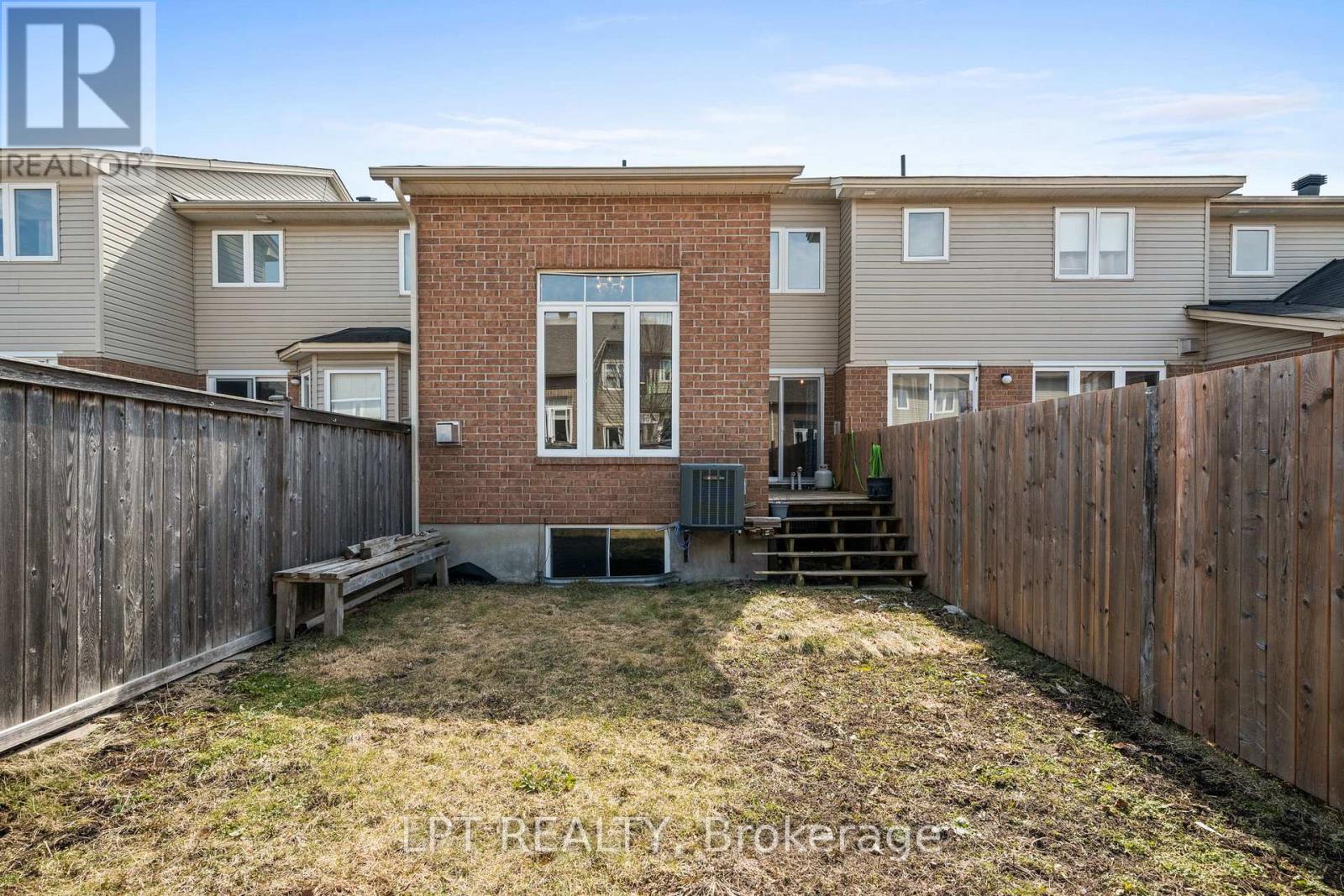 485 Grey Seal Circle, Ottawa, Ontario  K1V 2H7 - Photo 37 - X12987644