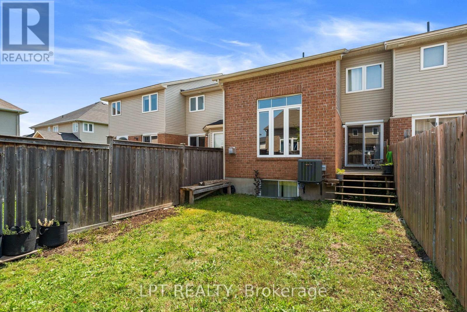 485 Grey Seal Circle, Ottawa, Ontario  K1V 2H7 - Photo 39 - X12987644