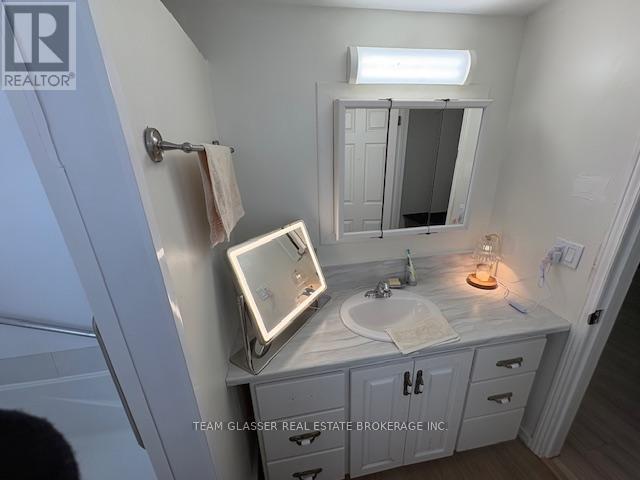 269 Richmond Street, North Middlesex, Ontario  N0M 2K0 - Photo 8 - X12743340