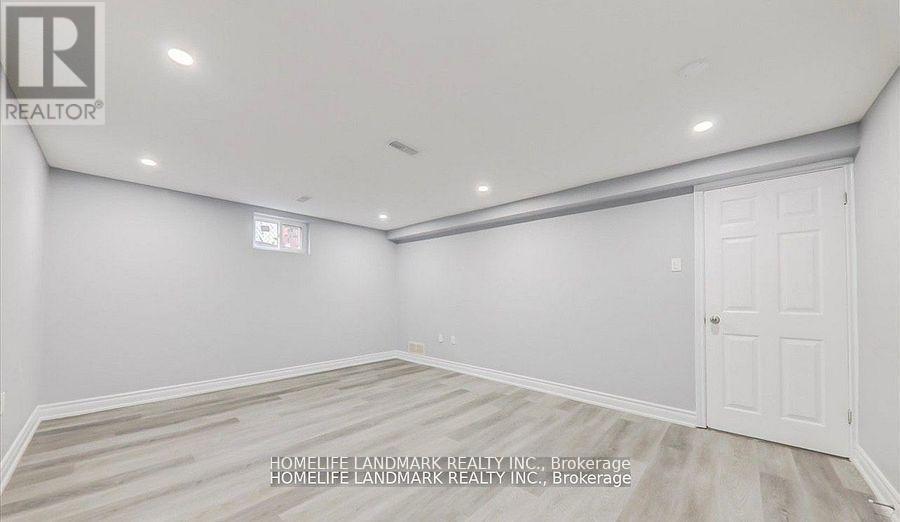 1336 Pharmacy Avenue, Toronto, Ontario  M1R 2J5 - Photo 4 - E12987626