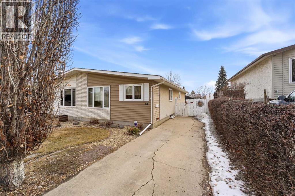 69 Wright Avenue, Red Deer, Alberta  T4N 5X5 - Photo 2 - A2300103