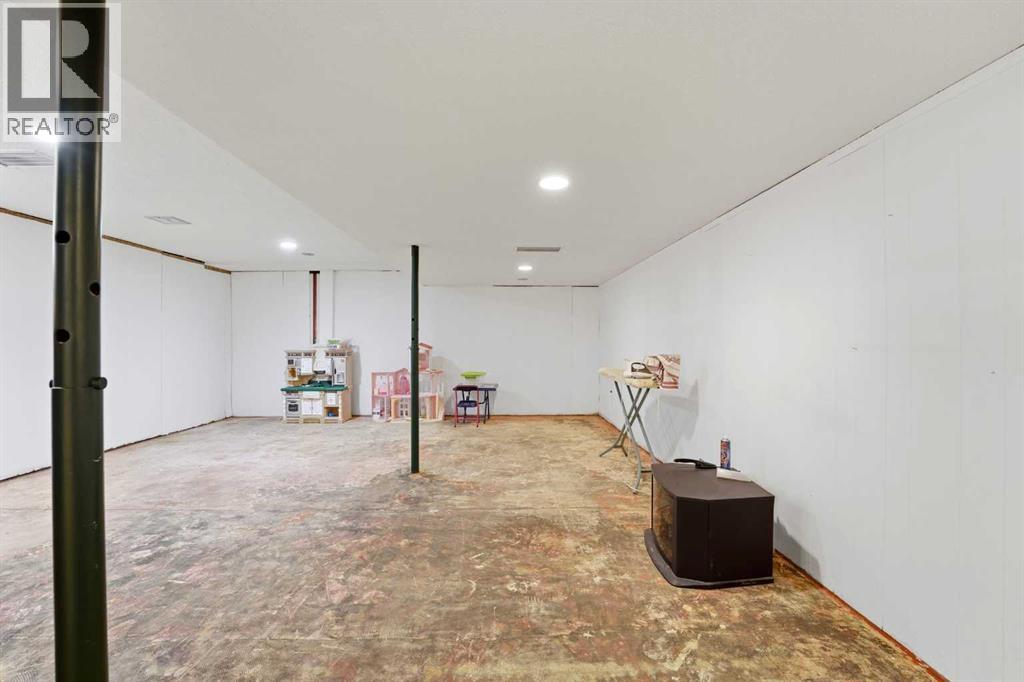 69 Wright Avenue, Red Deer, Alberta  T4N 5X5 - Photo 19 - A2300103