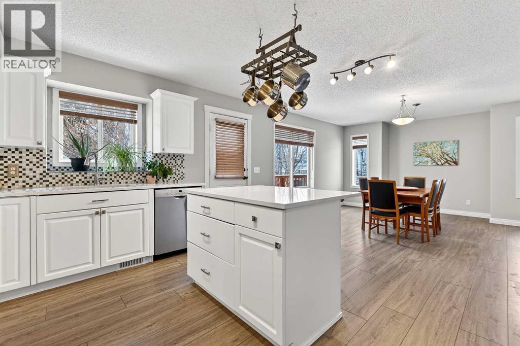 125 Crystalridge Drive, Okotoks, Alberta  T1S 1T9 - Photo 6 - A2291268