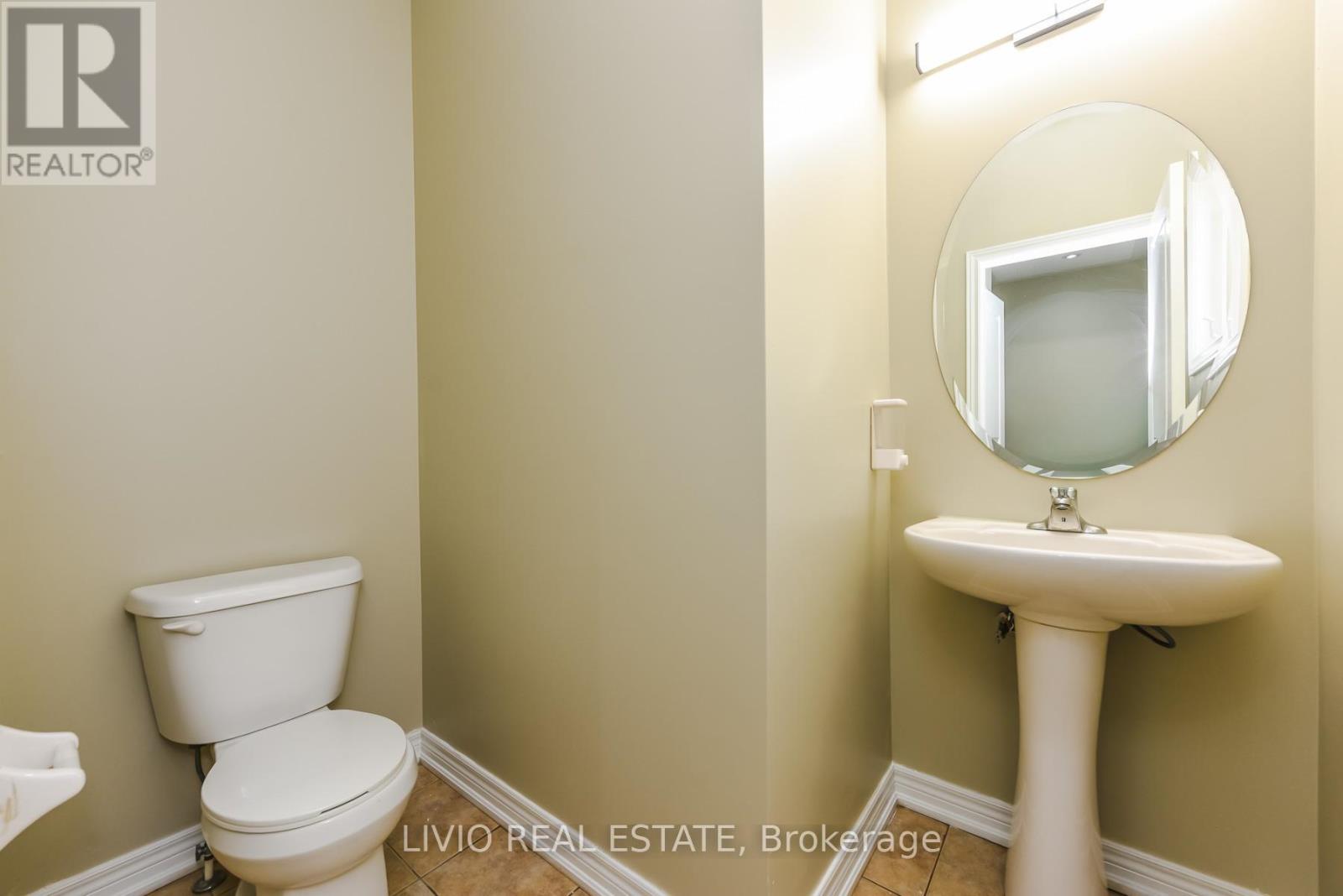 48 Bonnie Braes Drive, Brampton, Ontario  L6Y 0Y5 - Photo 13 - W12987036