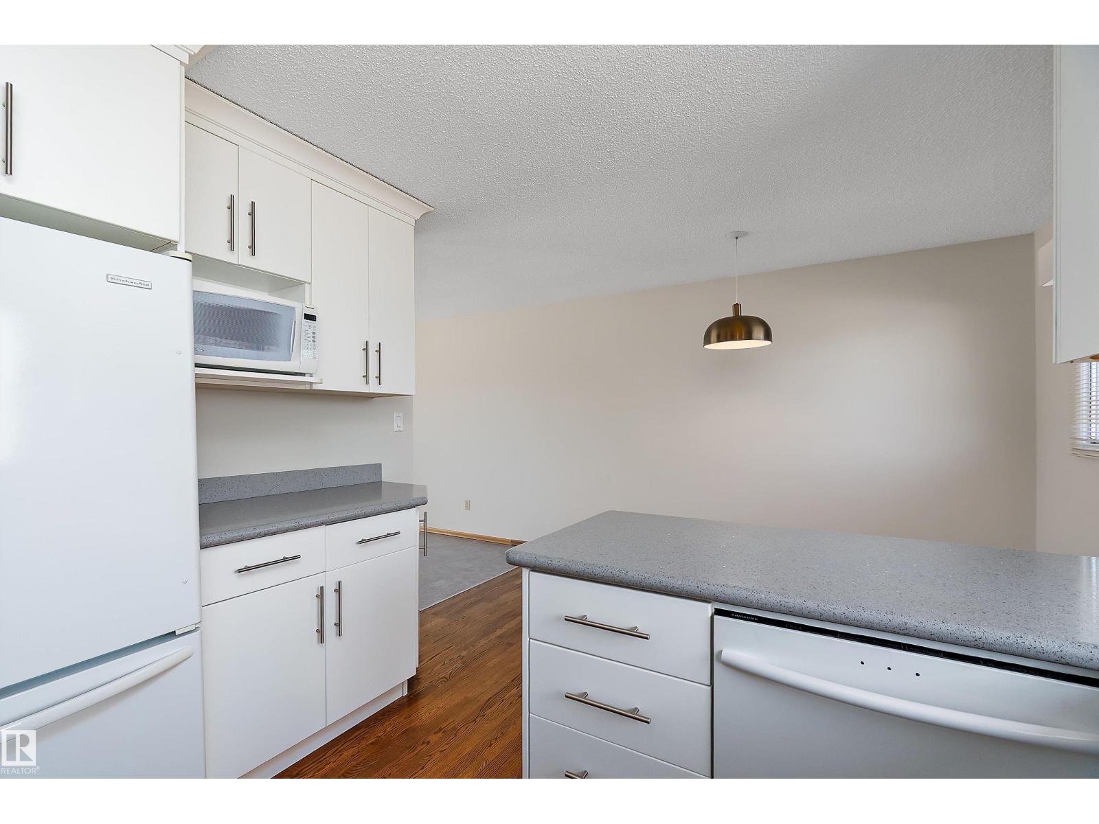 6736 31a Av Nw, Edmonton, Alberta  T6K 1M5 - Photo 14 - E4481906