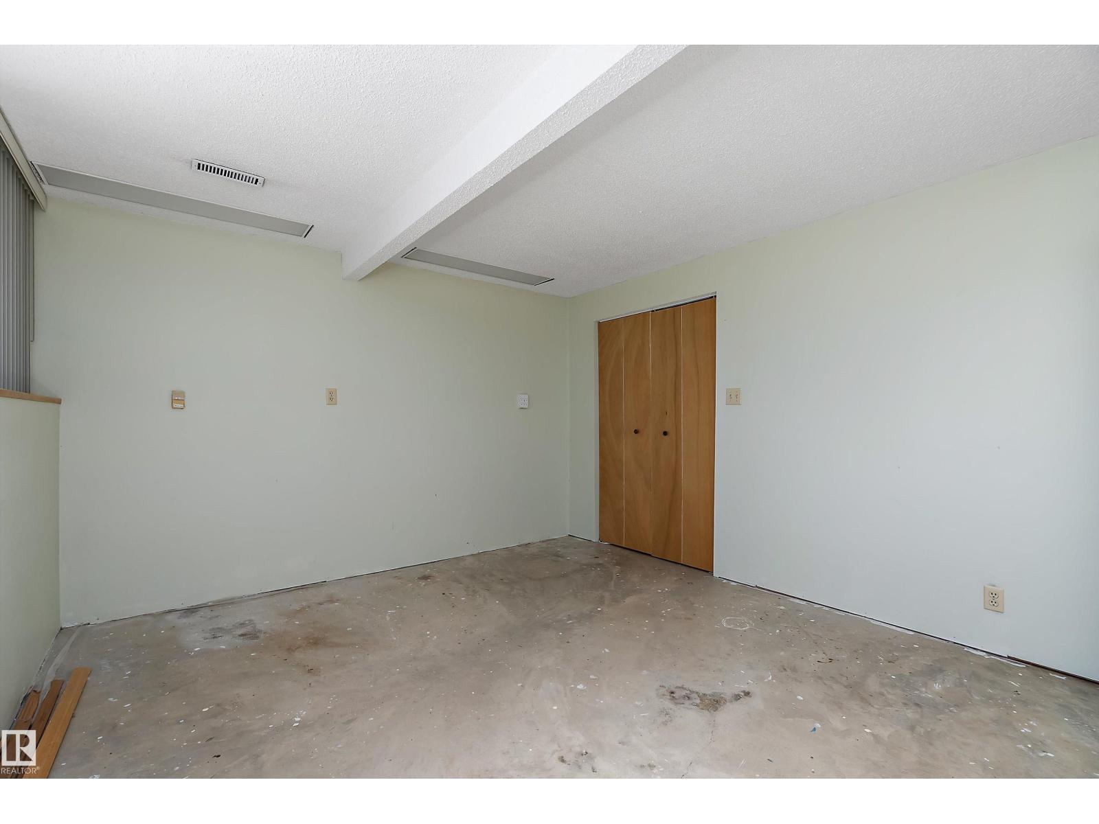 6736 31a Av Nw, Edmonton, Alberta  T6K 1M5 - Photo 29 - E4481906