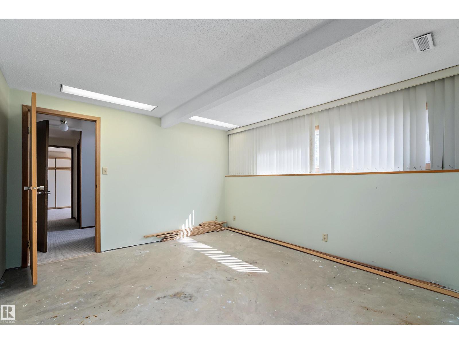 6736 31a Av Nw, Edmonton, Alberta  T6K 1M5 - Photo 30 - E4481906