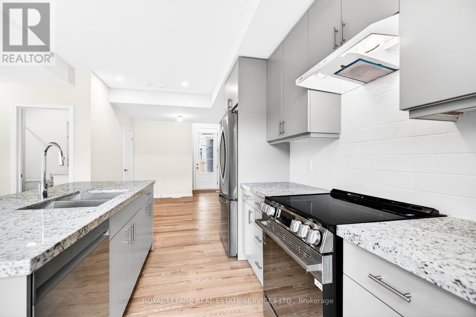 Unit 2 - 3207 Sixth Line, Oakville, Ontario  L6H 0V8 - Photo 14 - W12987636