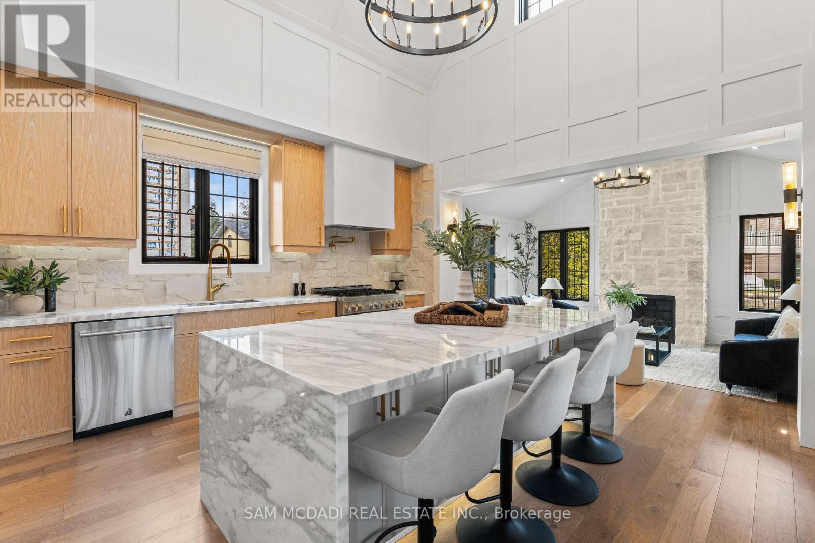 977 Unsworth Avenue, Burlington, Ontario  L7T 1R2 - Photo 13 - W12987642