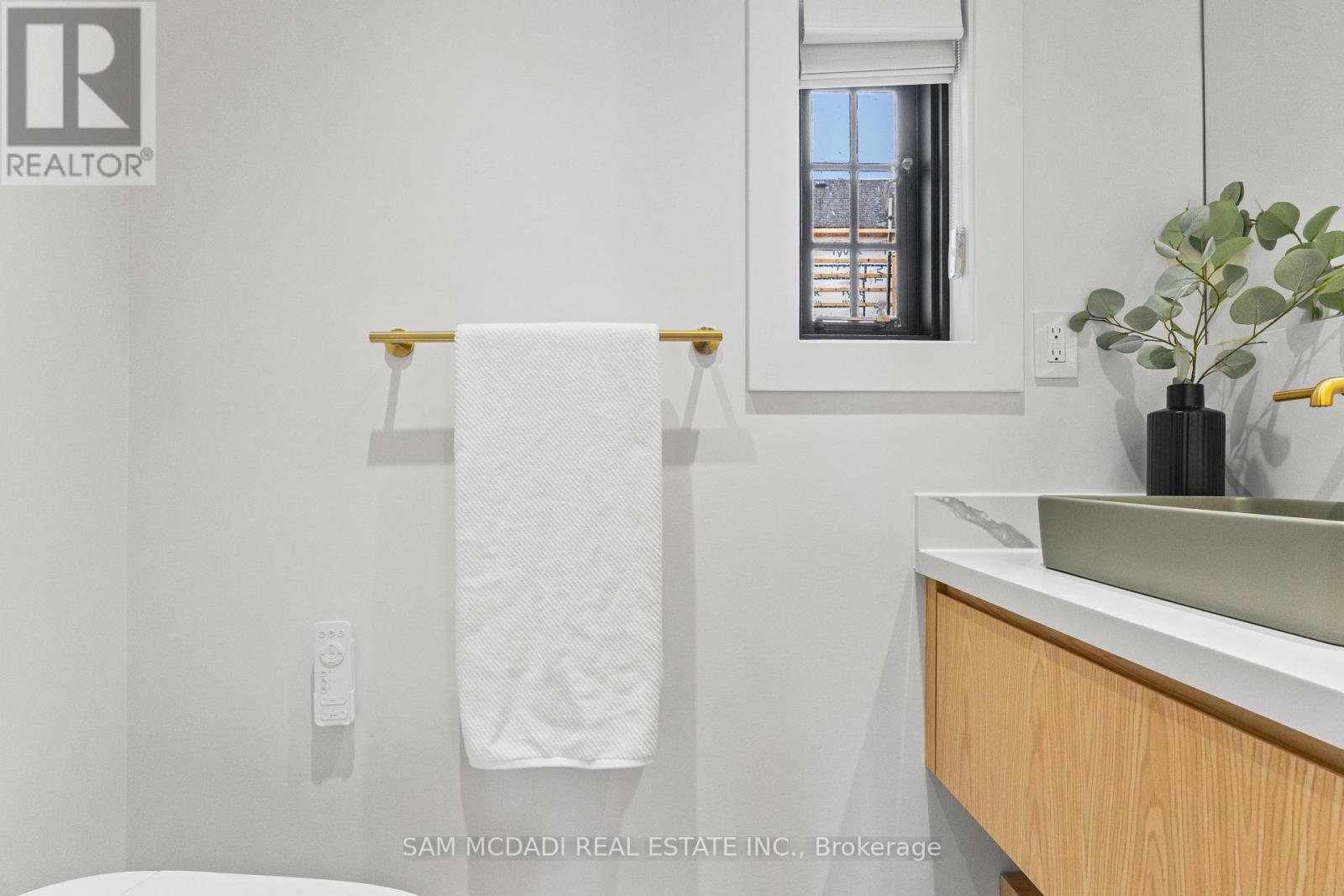 977 Unsworth Avenue, Burlington, Ontario  L7T 1R2 - Photo 17 - W12987642