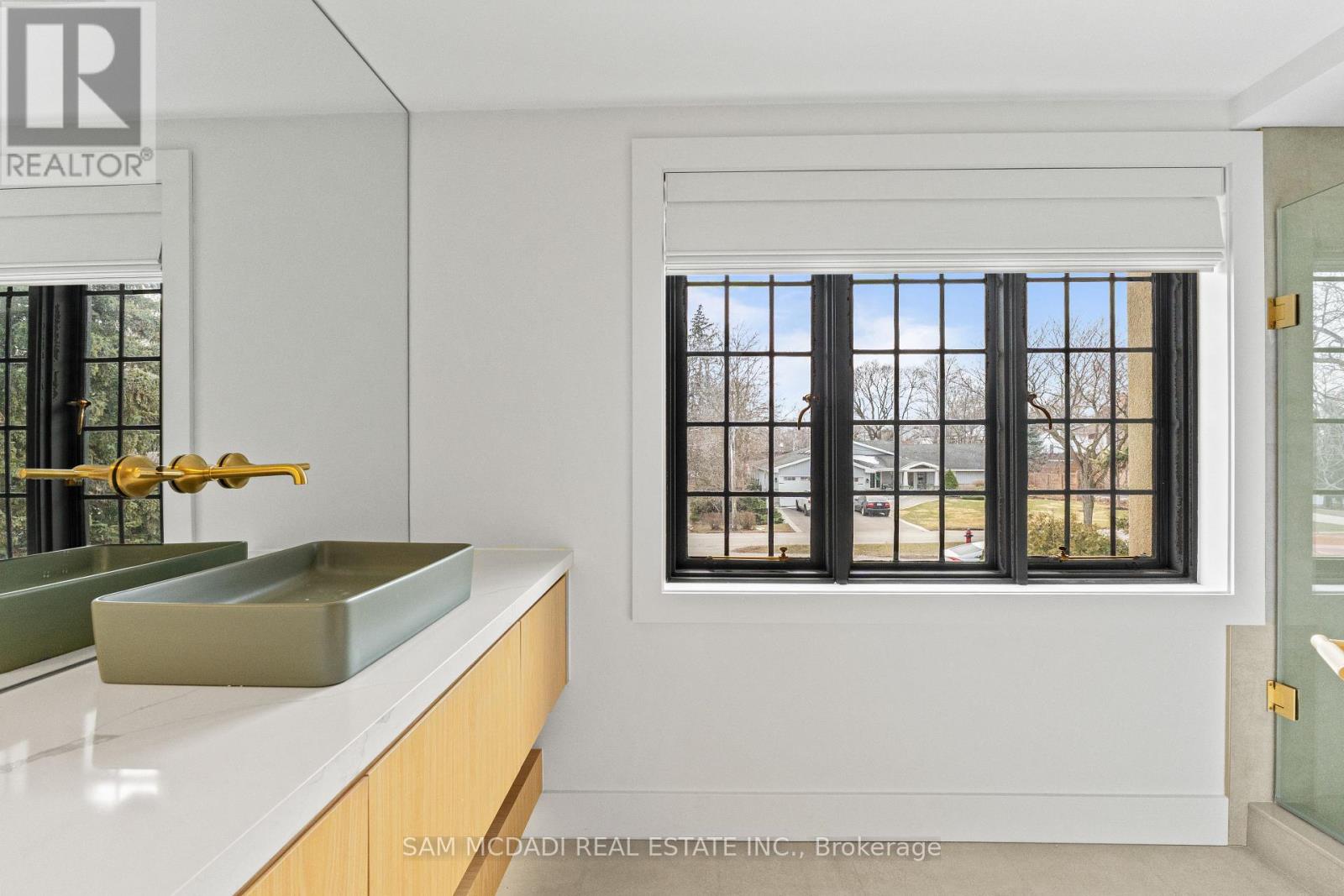 977 Unsworth Avenue, Burlington, Ontario  L7T 1R2 - Photo 31 - W12987642