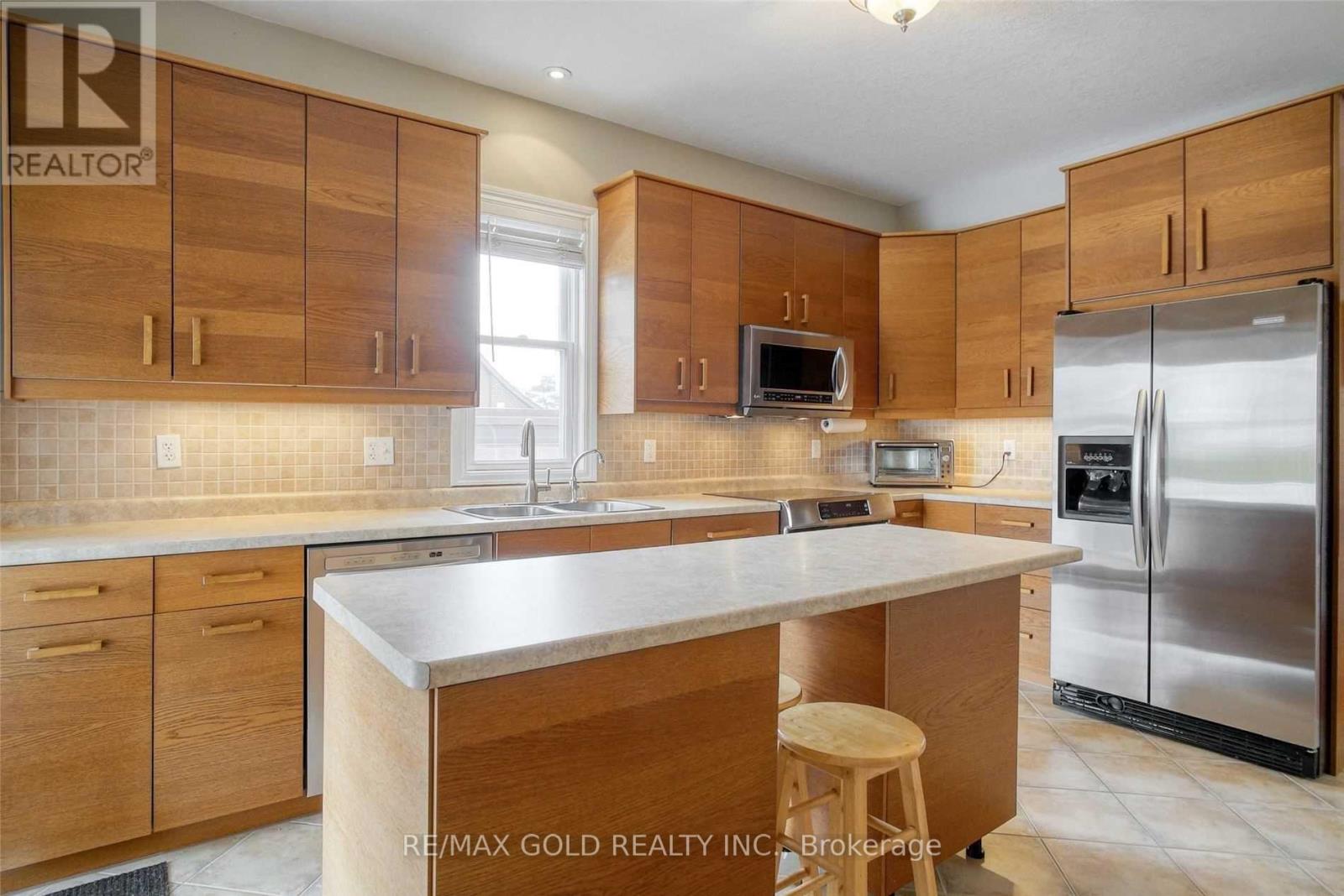 A-238 Woodhaven Road, Kitchener, Ontario  N2C 1V5 - Photo 8 - X12987638