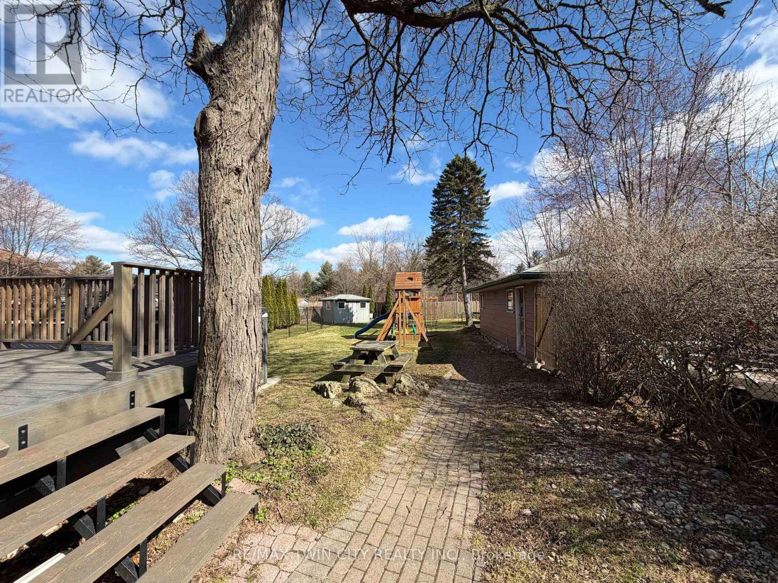 453 Glancaster Road, Hamilton, Ontario  L0R 1W0 - Photo 49 - X12796154