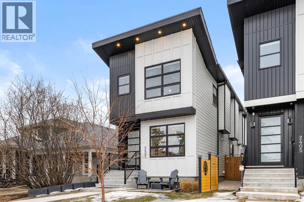 2407 33 Street SW, Calgary, Alberta