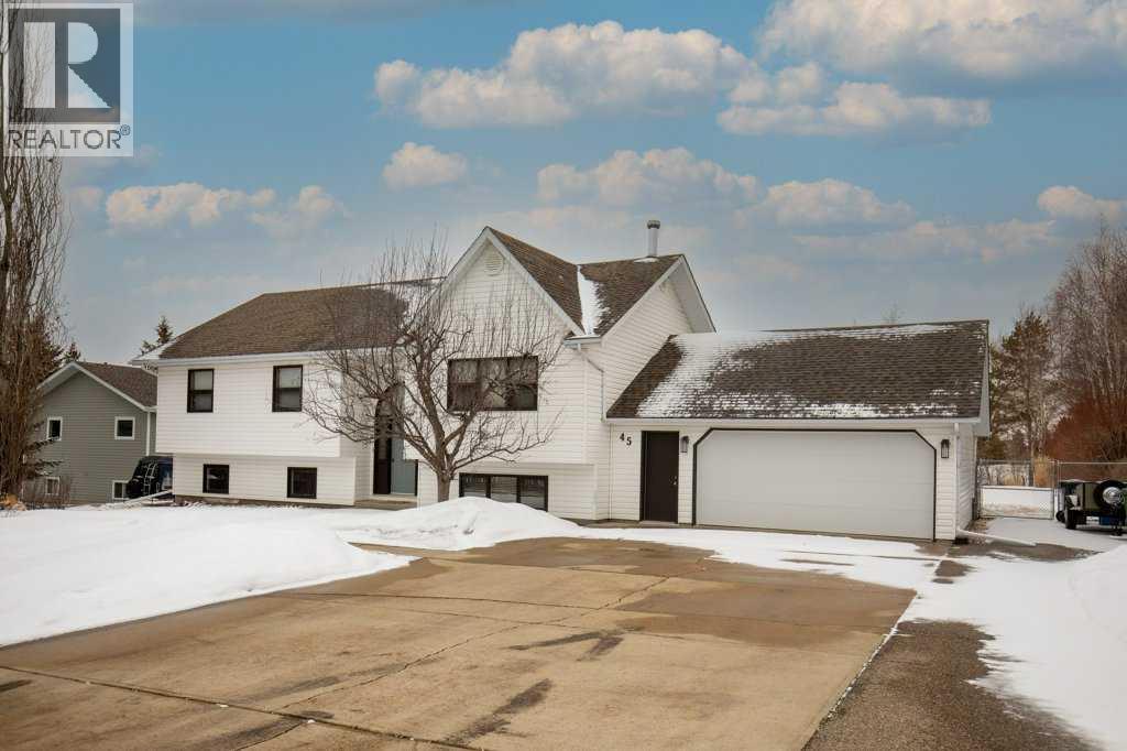45 Ravenscrag Crescent, Norglenwold, Alberta  T4S 1S5 - Photo 1 - A2298997