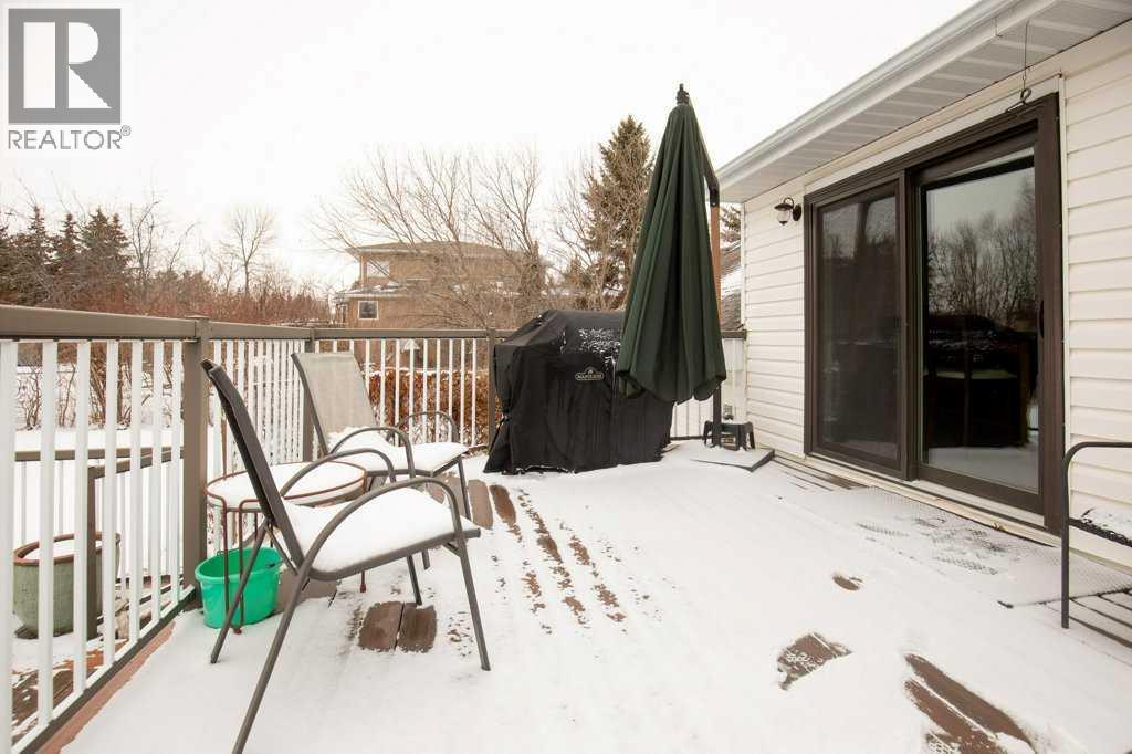 45 Ravenscrag Crescent, Norglenwold, Alberta  T4S 1S5 - Photo 13 - A2298997