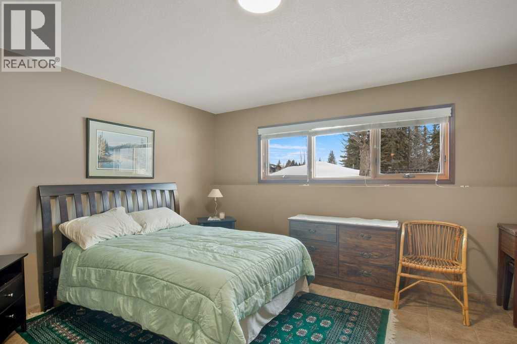 45 Ravenscrag Crescent, Norglenwold, Alberta  T4S 1S5 - Photo 41 - A2298997