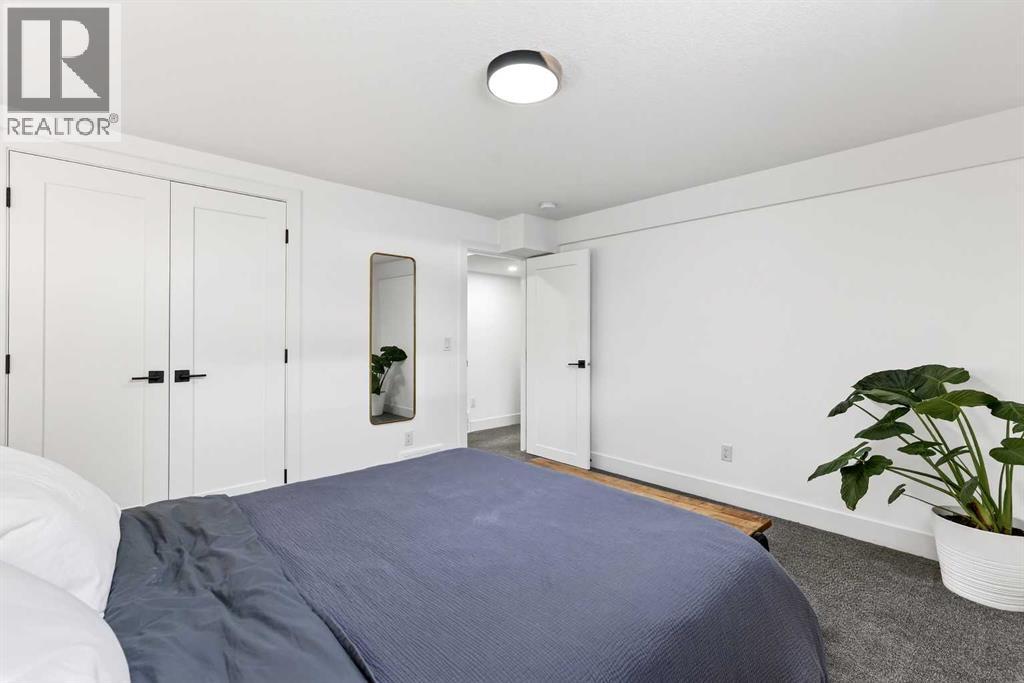 6323 Crowchild Trail SW, Calgary, Alberta  T3E 5R6 - Photo 34 - A2297839