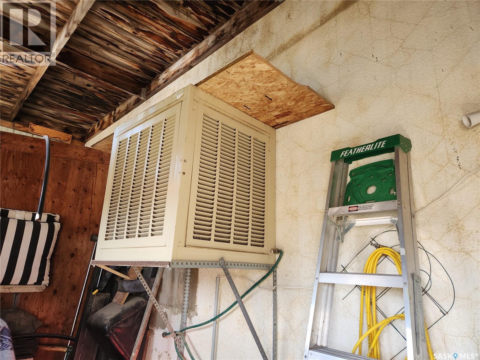 705 Main Street, Zenon Park, Saskatchewan  S0E 1W0 - Photo 41 - SK032689