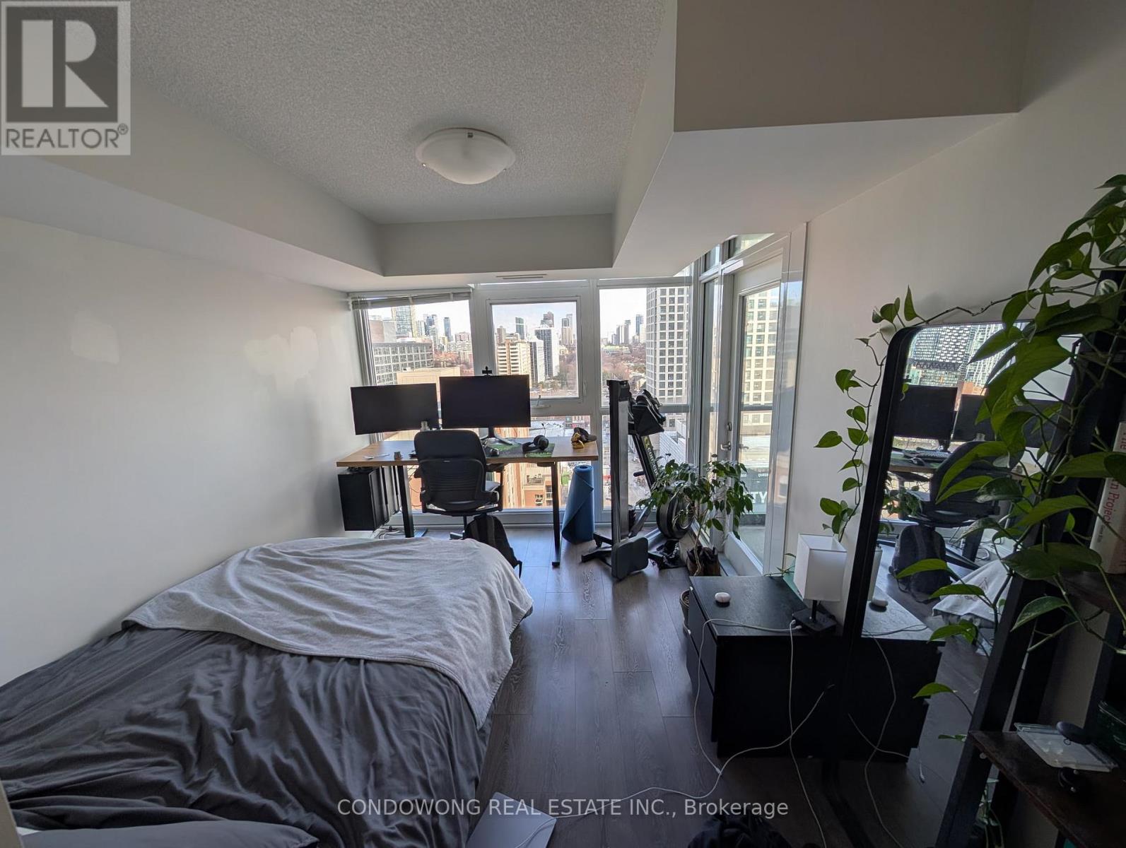 2115 - 400 Adelaide Street E, Toronto, Ontario  M5A 4S3 - Photo 3 - C12960206