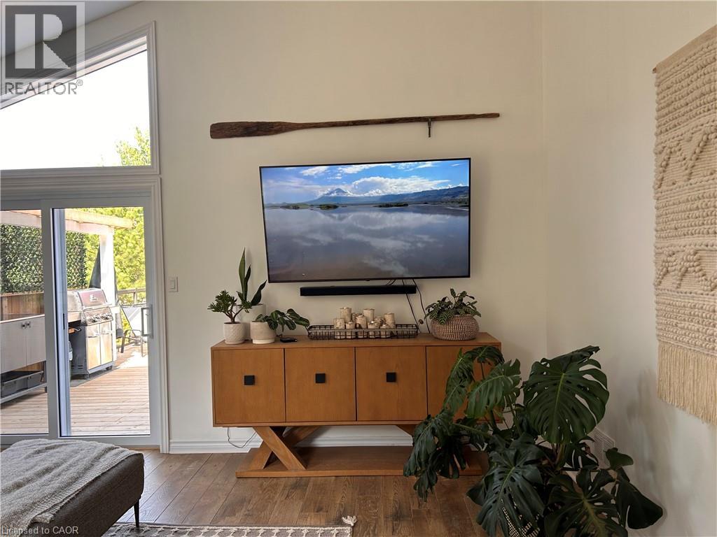 657 Windham Road 14, Simcoe, Ontario  N3Y 4K6 - Photo 16 - 40795458