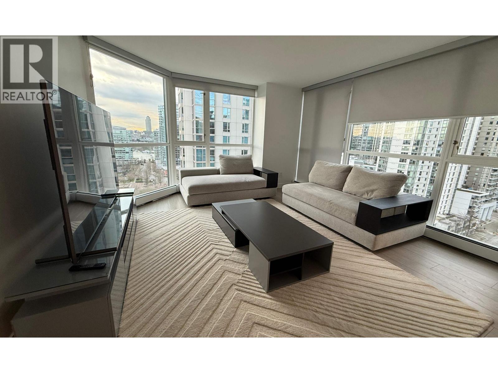 1801 289 DRAKE STREET, Vancouver, British Columbia