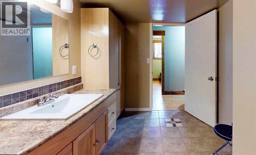 9805 100 Avenue, Plamondon, Alberta  T0A 2T0 - Photo 18 - A2280569