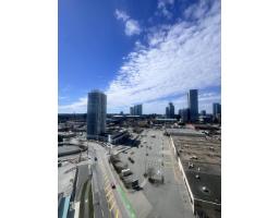 1401 13738 CENTRAL, Surrey, British Columbia