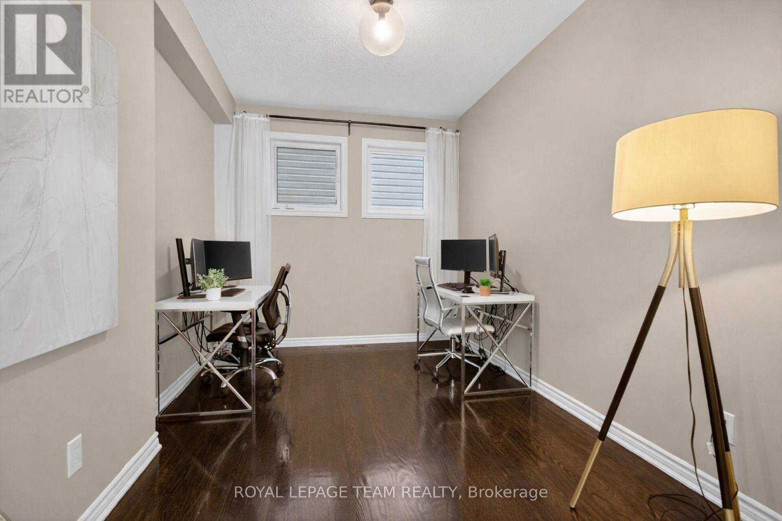 522 Brigatine Avenue, Ottawa, Ontario  K2S 0P6 - Photo 6 - X12987688