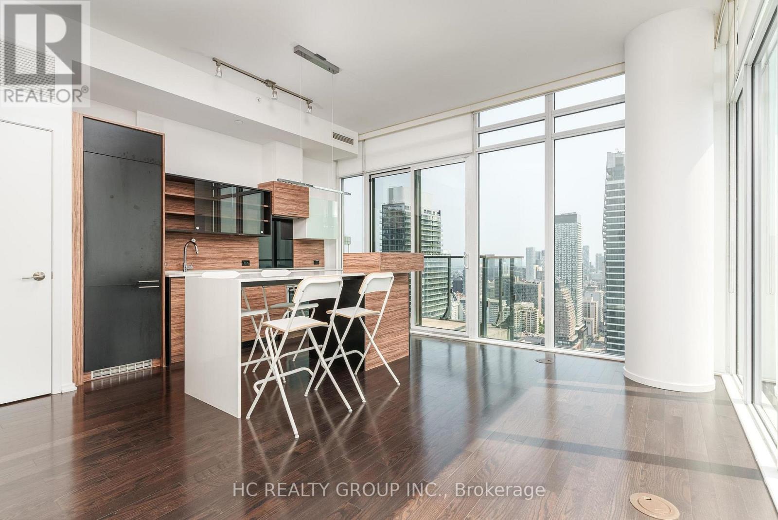 3503 - 75 St Nicholas Street, Toronto, Ontario  M4Y 0A5 - Photo 2 - C12987654