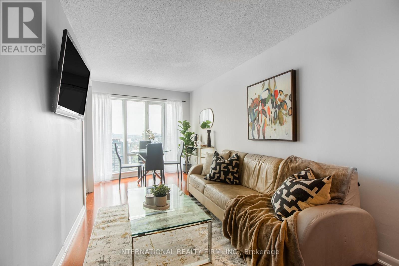 3303 - 210 Victoria Street, Toronto, Ontario  M5B 2R6 - Photo 2 - C12987690