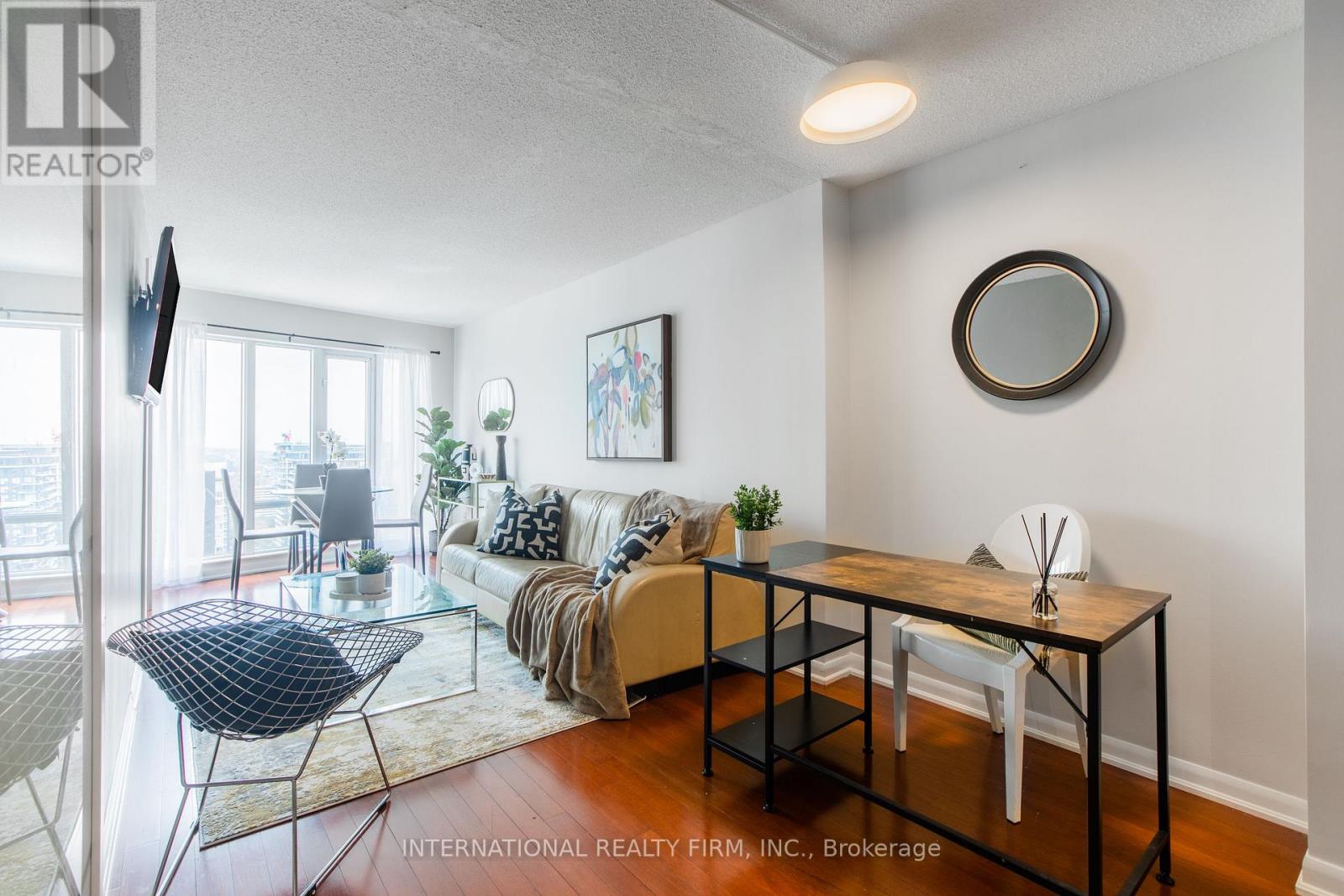 3303 - 210 Victoria Street, Toronto, Ontario  M5B 2R6 - Photo 3 - C12987690