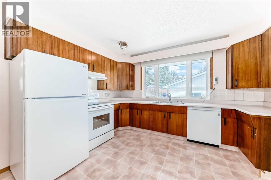 5116 33 Street NW, Calgary, Alberta  T2L 1V4 - Photo 11 - A2299365