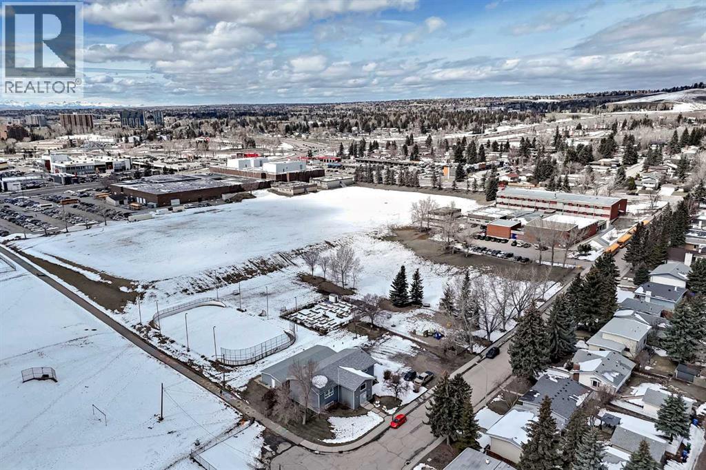 5116 33 Street NW, Calgary, Alberta  T2L 1V4 - Photo 49 - A2299365